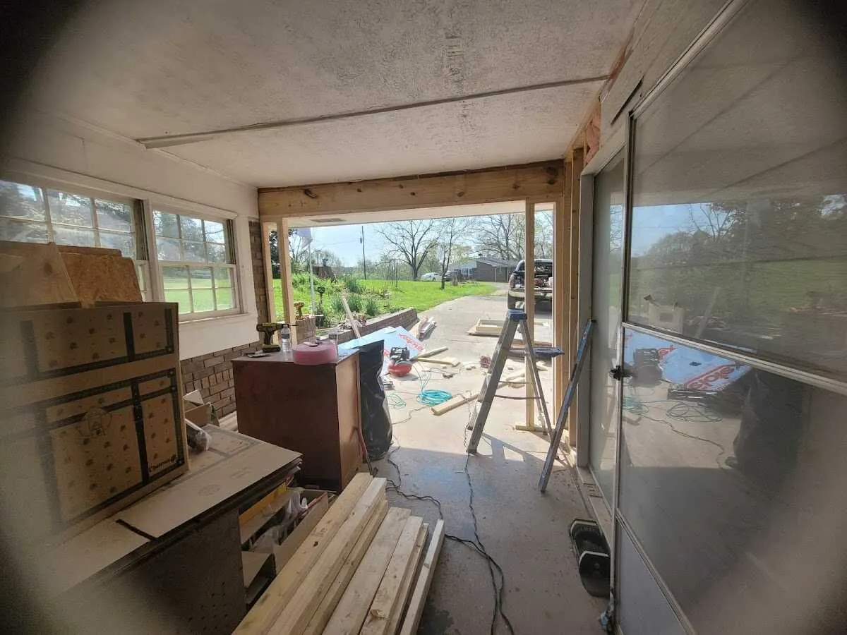 Air movers and dehumidifier for Drying & Dehumidification in Beeville